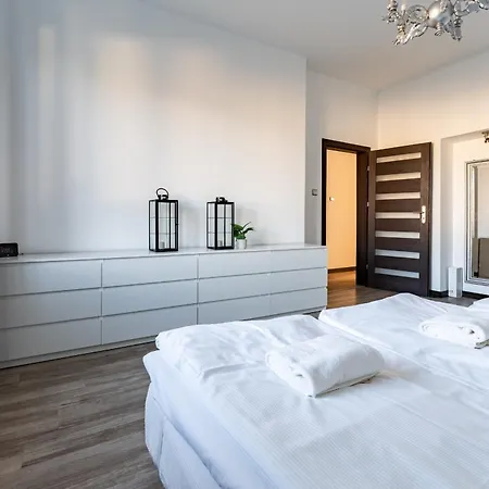 公寓 Officers Quarters By Bookinghost *
